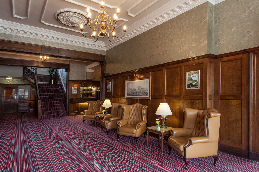 Russ Hill Hotel Charlwood Zewnętrze zdjęcie