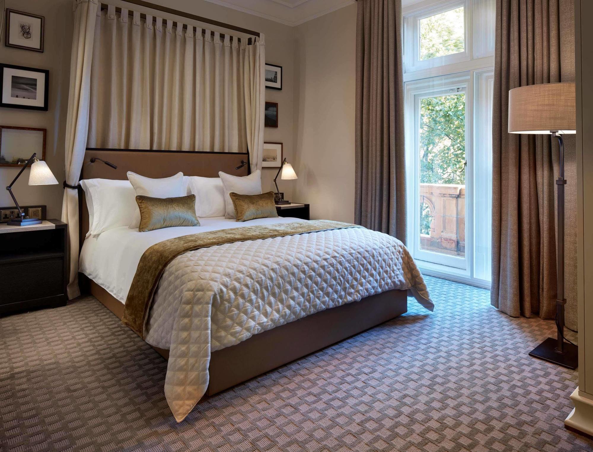 Russ Hill Hotel Charlwood Zewnętrze zdjęcie