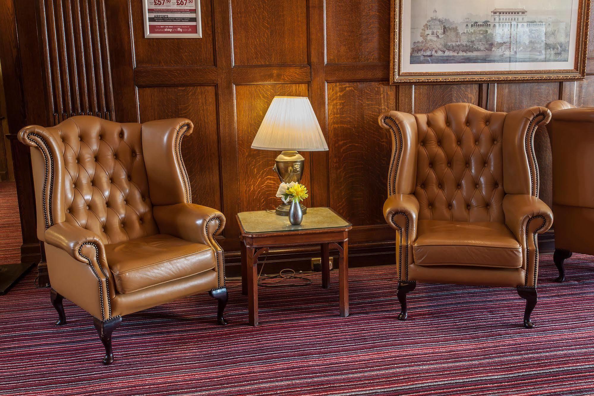 Russ Hill Hotel Charlwood Zewnętrze zdjęcie